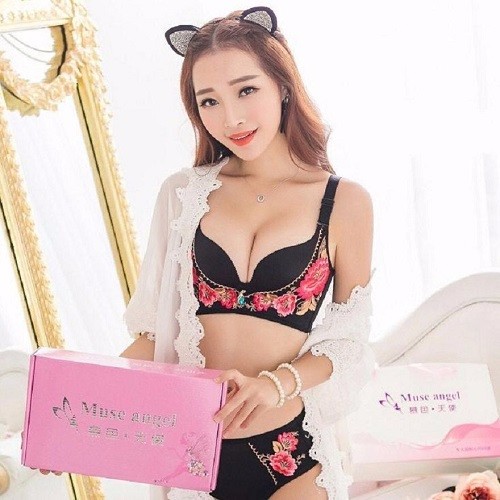 慕色天使花好月圆精美刺绣聚拢无钢圈内衣