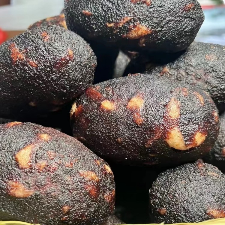 猪血丸子（血豆腐）