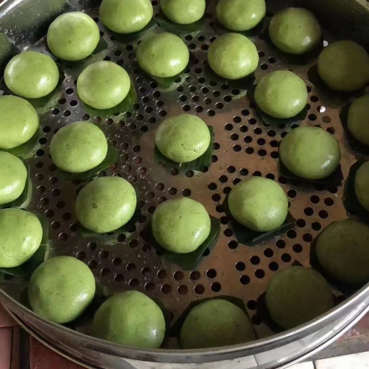 蒿菜糍粑(浆糍粑）